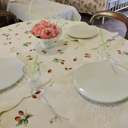 Casale Fedele Family Relax Vicino Al Borgo Bed & Breakfast