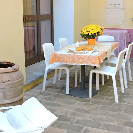 Casale Fedele Relax Vicino Al Borgo 4*