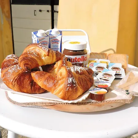 Casale Fedele Family Relax Vicino Al Borgo Bed & Breakfast 3*