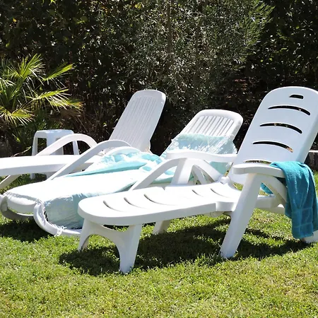 Casale Fedele Family Relax Vicino Al Borgo Bed & Breakfast