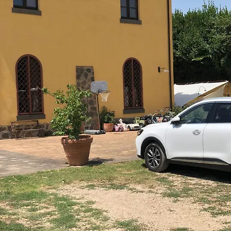 Casale Fedele Relax Vicino Al Borgo Nocleg ze śniadaniem 4*